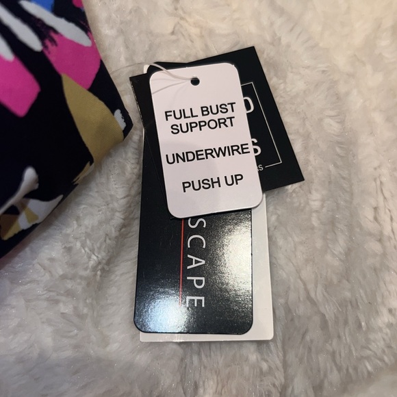 Island Escape tankini top swimwear Tropical-bright details underwire push up 8 - Picture 6 of 11